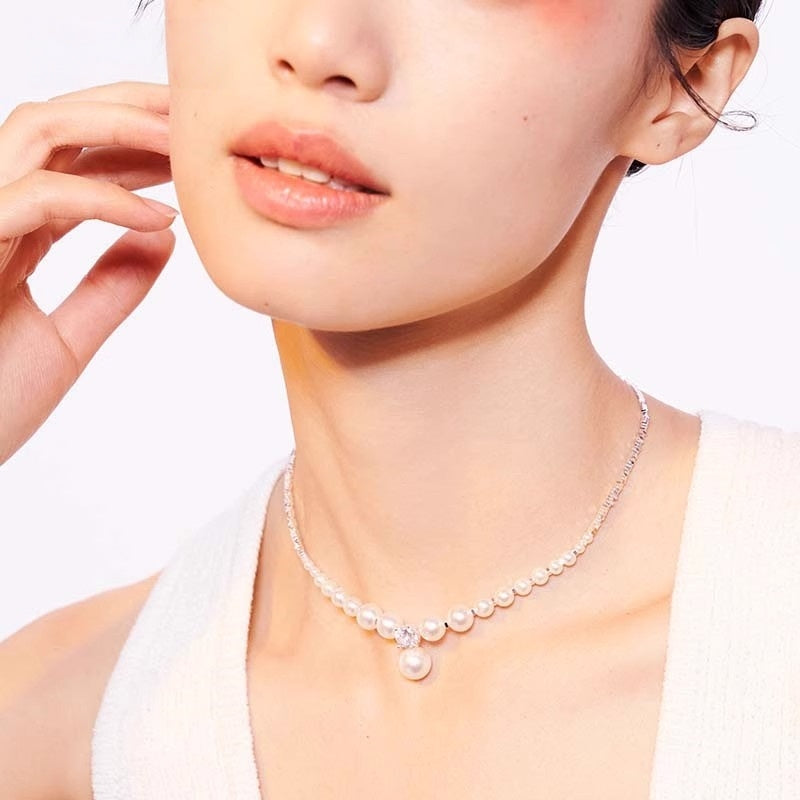French Elegance Adjustable Pearl Necklace | 17.3" Faux Pearl Choker