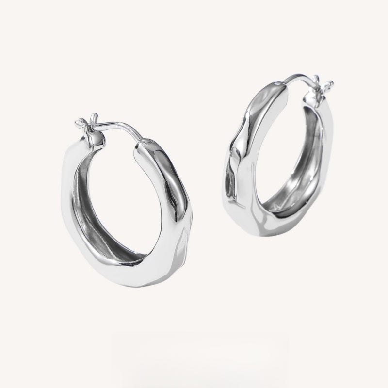 Streamlight Earrings】K Gold Plated | S925 Silver Posts | Lightweight & Elegant, Capturing the Glow of a Flowing Stream