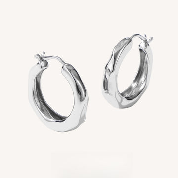 Streamlight Earrings】K Gold Plated | S925 Silver Posts | Lightweight & Elegant, Capturing the Glow of a Flowing Stream