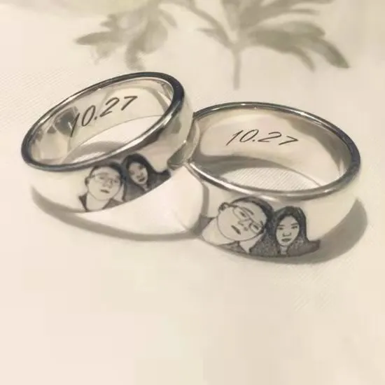 Bespoke Titanium Ring | Custom Name/Portrait/Fingerprint Engraving
